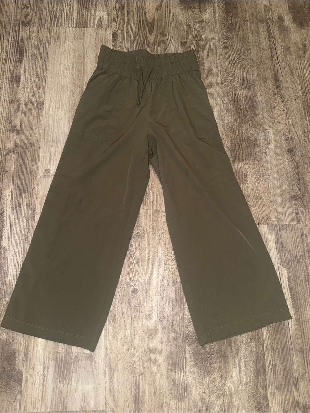 Mondetta Olive Wide-Leg Pull-On Joggers